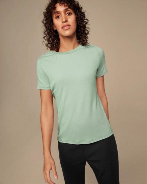 On Cloud Focus-T T-shirts Dam Gröna | On_SE8996